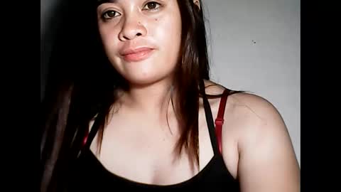 Snapshot of hottie_asianbabe chatting on March 18, 1:14 pm Leen online show from March 18, 1:14 pm