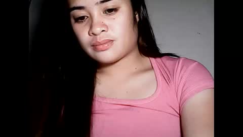 Snapshot of hottie_asianbabe chatting on April 6, 12:28 pm Leen online show from April 6, 12:28 pm