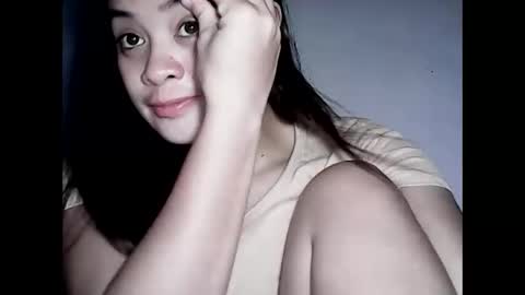 Snapshot of hottie_asianbabe chatting on June 11, 11:30 am Leen online show from June 11, 11:30 am