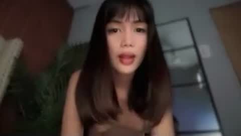 Snapshot of hottie_carlinexx chatting on July 11, 5:10 am hottie_carlinexx online show from July 11, 5:10 am