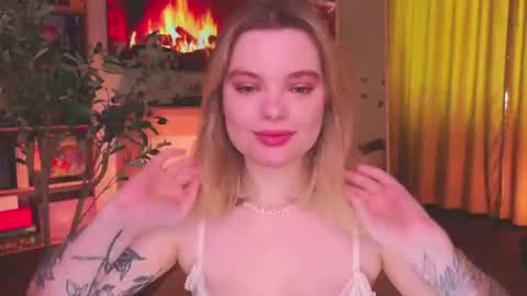 Jane  online show from July 4, 12:33 pm