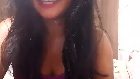Lyn online show from June 26, 8:46 pm