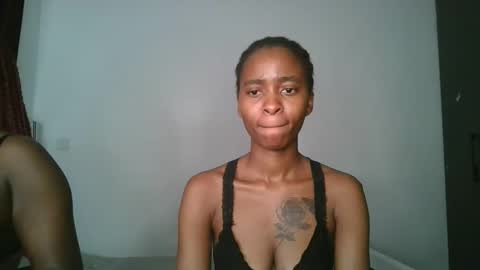 hottie_mistie online show from May 31, 6:42 am