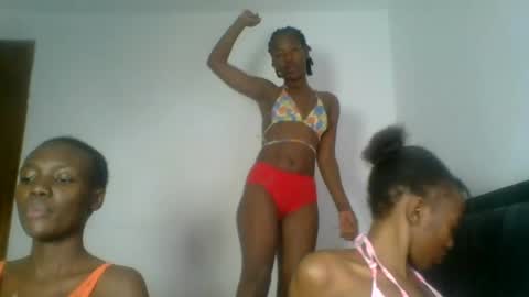 Snapshot of hottie_mistie chatting on June 30, 10:38 am hottie_mistie online show from June 30, 10:38 am