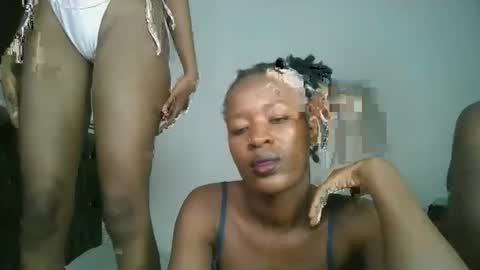 Snapshot of hottie_mistie chatting on July 4, 6:58 pm hottie_mistie online show from July 4, 6:58 pm