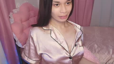 Snapshot of hottie_rhaffa chatting on May 21, 9:33 pm Terra online show from May 21, 9:33 pm