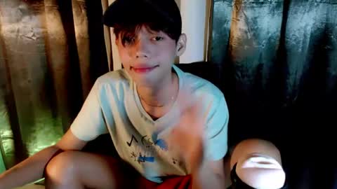R I A online show from July 25, 1:58 am
