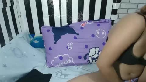 yhanna online show from February 7, 6:11 pm