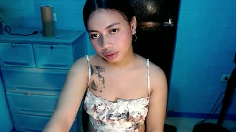 Snapshot of hottiescummerx chatting on April 19, 3:44 pm N I C A online show from April 19, 3:44 pm