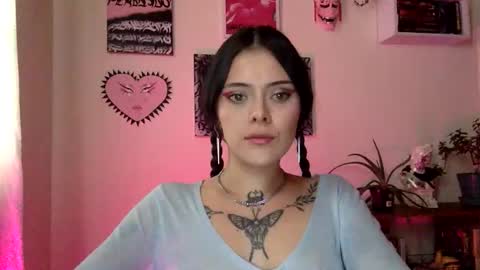 Tat  online show from November 13, 3:33 pm