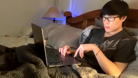 hottiewithabody101 online show from March 21, 11:52 pm