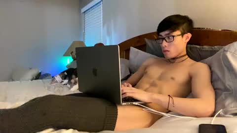 Snapshot of hottiewithabody101 chatting on April 16, 9:39 pm hottiewithabody101 online show from April 16, 9:39 pm