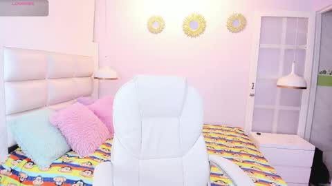 Snapshot of hottiie_guy chatting on October 30, 12:17 pm hottiie_guy online show from October 30, 12:17 pm