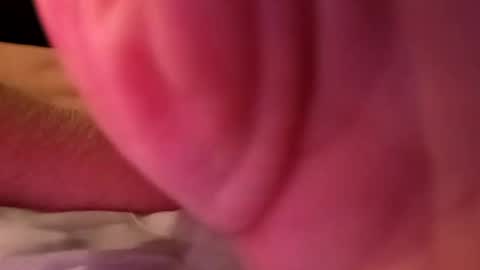 Snapshot of hottinrh2 chatting on January 3, 11:03 am hottinrh2 online show from January 3, 11:03 am