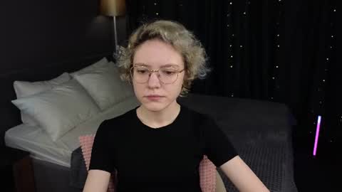 Snapshot of hottokori chatting on July 1, 5:31 am Kori online show from July 1, 5:31 am
