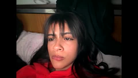 hottwolovers777 online show from February 10, 8:46 pm