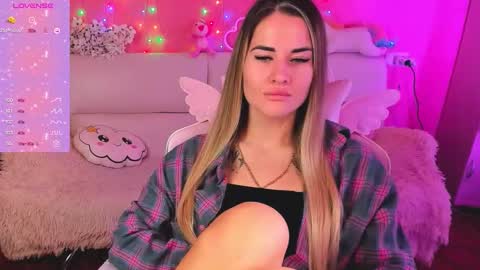 Ivanna and Jessica online show from March 15, 6:08 am