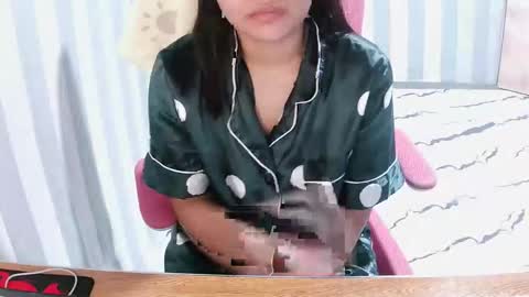 Snapshot of hottypinay300716 chatting on June 3, 8:14 pm hottypinay300716 online show from June 3, 8:14 pm