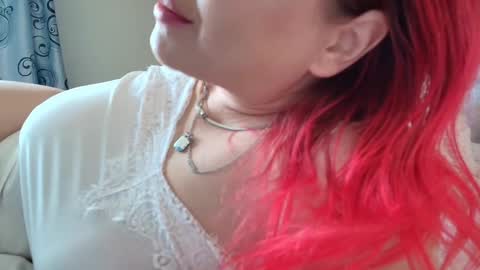 Goddess of  Luv online show from November 10, 9:30 am