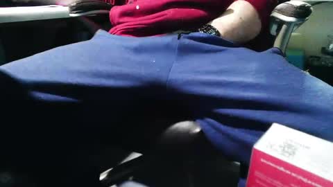 Snapshot of hotwheelsguy2 chatting on December 31, 5:33 am Madmedic online show from December 31, 5:33 am