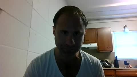 Snapshot of hotwhitedude2026 chatting on June 4, 9:32 pm hotwhitedude2026 online show from June 4, 9:32 pm