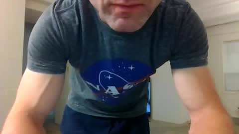 Snapshot of hotwhitedude2026 chatting on June 7, 7:45 am hotwhitedude2026 online show from June 7, 7:45 am