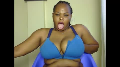 hotysquiter433224 online show from March 19, 5:11 am