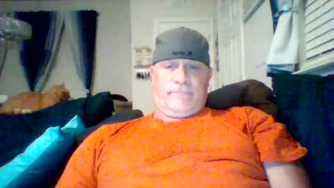 Snapshot of hotyummycock69 chatting on May 18, 4:07 am hotyummycock69 online show from May 18, 4:07 am