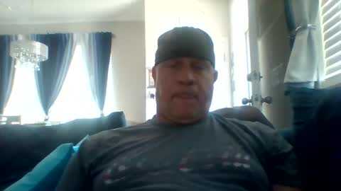 Snapshot of hotyummycock69 chatting on May 18, 4:13 pm hotyummycock69 online show from May 18, 4:13 pm
