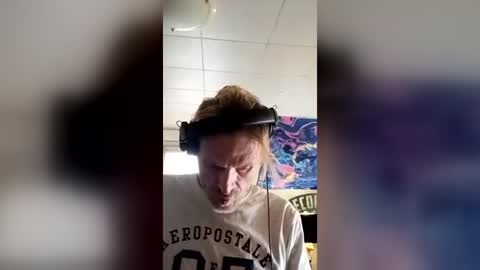 SeanPatrick online show from July 24, 9:13 pm