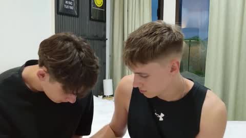 howardkottam online show from October 17, 11:13 am