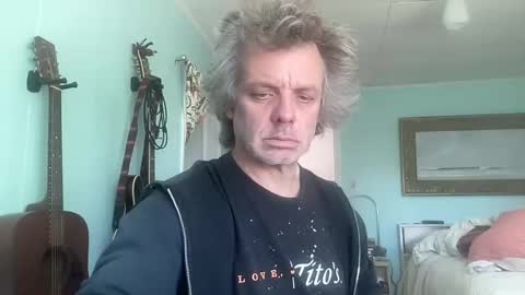 Snapshot of howlingatnothing chatting on November 2, 5:26 pm howlingatnothing online show from November 2, 5:26 pm