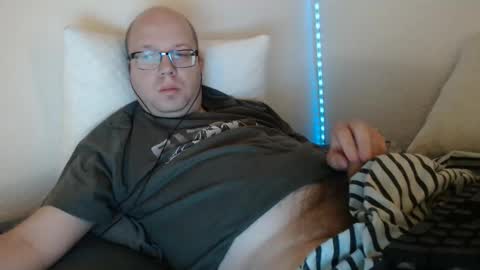 Snapshot of hoyboydkk chatting on October 5, 12:36 pm Christian online show from October 5, 12:36 pm
