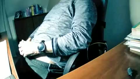 Peter online show from April 10, 7:29 pm