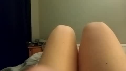 Snapshot of hrnybbwgurrll1993 chatting on December 4, 7:17 am hrnybbwgurrll1993 online show from December 4, 7:17 am