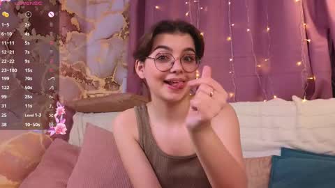 Diane online show from February 20, 1:36 am