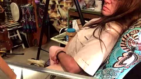 Snapshot of hubertcomberdale chatting on January 16, 4:22 pm Hubert Cumberdale online show from January 16, 4:22 pm