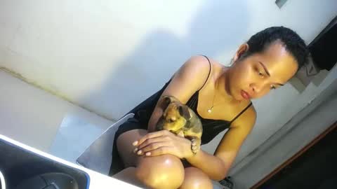 Precious online show from December 20, 6:56 pm