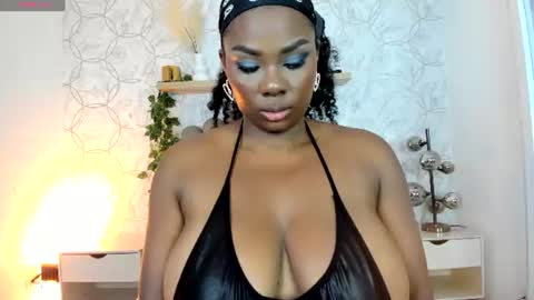  huge boobs ebony  online show from July 30, 7:02 pm