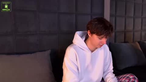 ANTHONY online show from November 21, 4:22 am