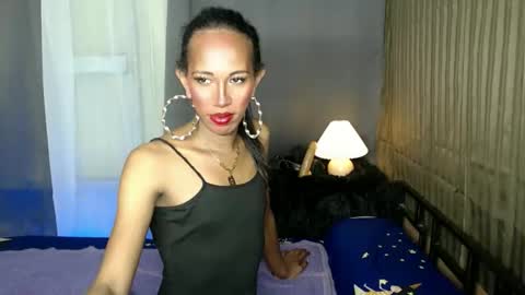 hugecock_caramel online show from March 6, 9:06 am