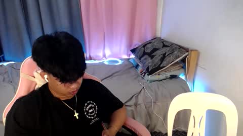 Liam online show from March 8, 9:40 pm