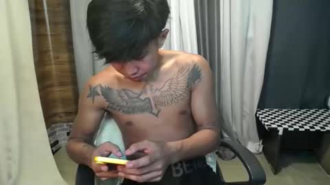 hugecockchristian online show from December 1, 10:53 am