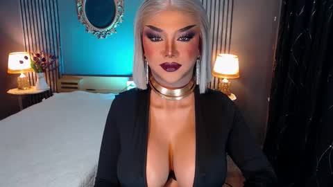 Christine online show from October 15, 10:37 am