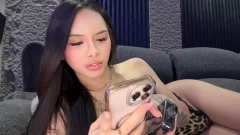 Snapshot of hugecockeightine chatting on November 21, 11:03 pm Tine Castillo online show from November 21, 11:03 pm