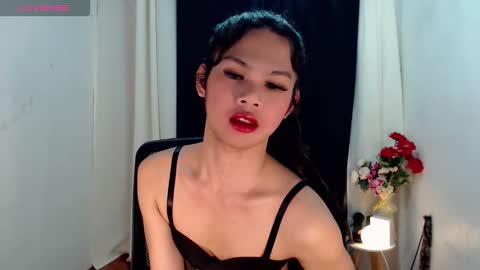 Snapshot of hugecockkeighlah chatting on December 4, 8:12 am hugecockkeighlah online show from December 4, 8:12 am