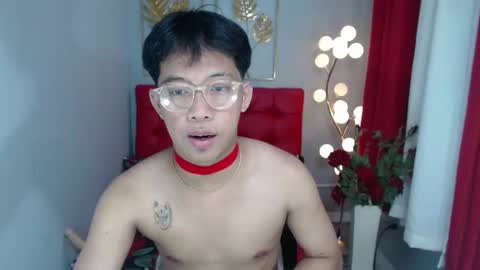 Snapshot of hugecockmiro chatting on February 2, 9:40 am hugecockmiro online show from February 2, 9:40 am