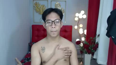 Snapshot of hugecockmiro chatting on February 4, 7:18 am hugecockmiro online show from February 4, 7:18 am