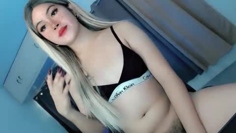 Yhanie online show from September 26, 10:47 pm