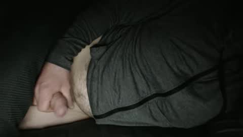 hugecumload009 online show from April 16, 6:14 am